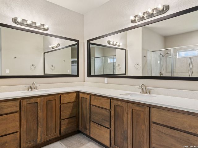 120 Dover Downs, Boerne, TX 78006
