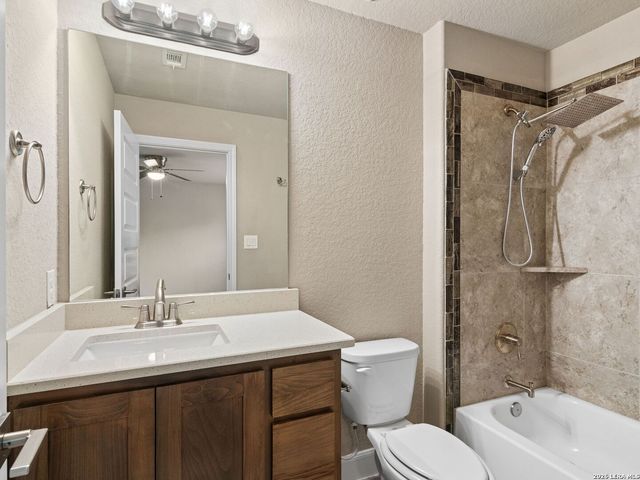 120 Dover Downs, Boerne, TX 78006