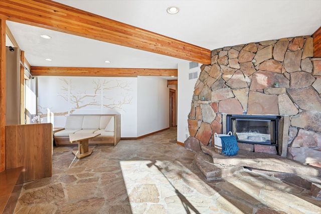 640 Diamond Point Drive, Oak Point, TX 75068