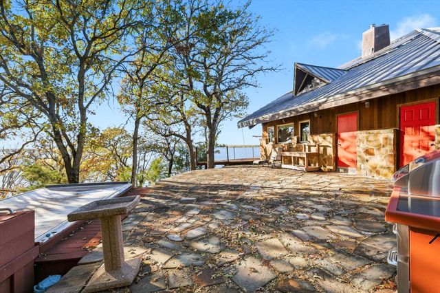 640 Diamond Point Drive, Oak Point, TX 75068