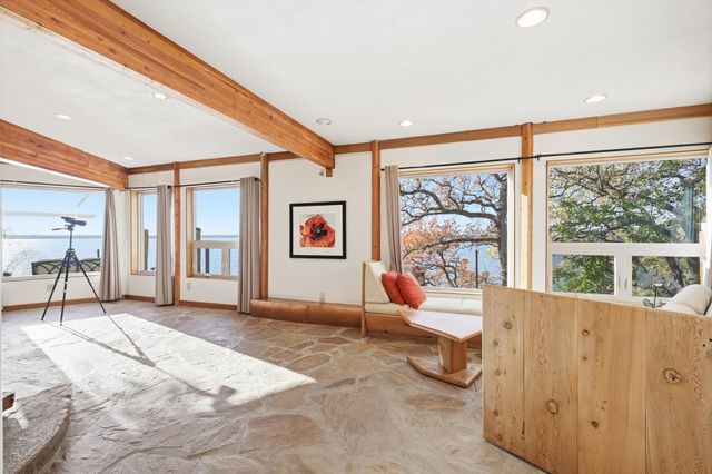 640 Diamond Point Drive, Oak Point, TX 75068