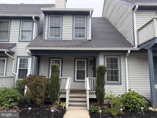 728 WESTFIELD DR, Cinnaminson, NJ 08077