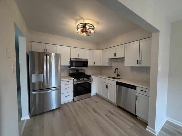 728 WESTFIELD DR, Cinnaminson, NJ 08077