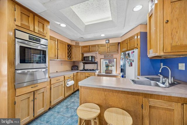 620 GILBERT RD, Ridley Park, PA 19078