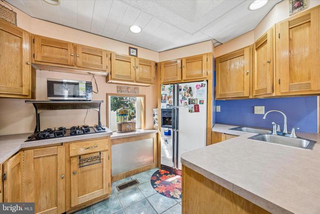 620 GILBERT RD, Ridley Park, PA 19078