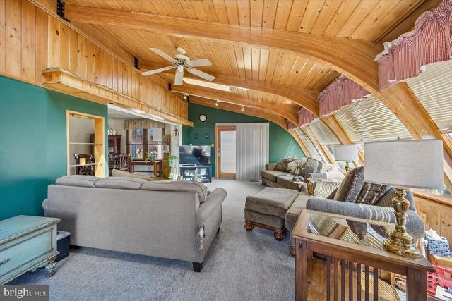 620 GILBERT RD, Ridley Park, PA 19078