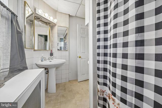 620 GILBERT RD, Ridley Park, PA 19078