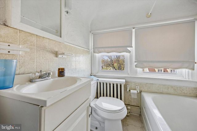 620 GILBERT RD, Ridley Park, PA 19078