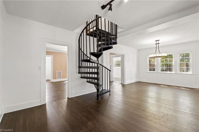 1007 Rotary Drive, High Point, NC 27262