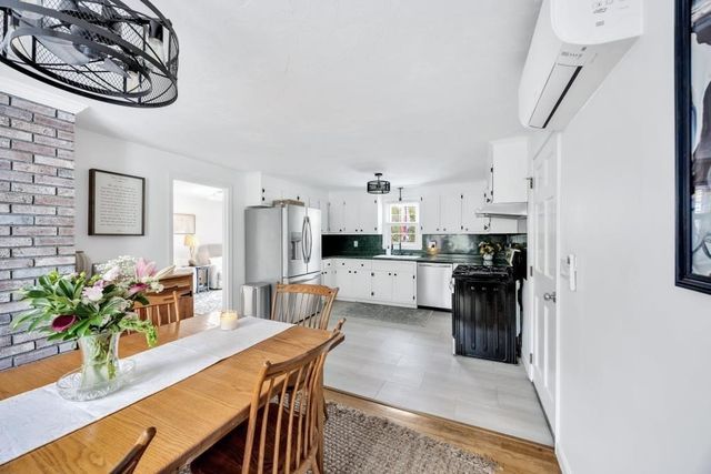110 White Rock Rd, Yarmouth, MA 02675