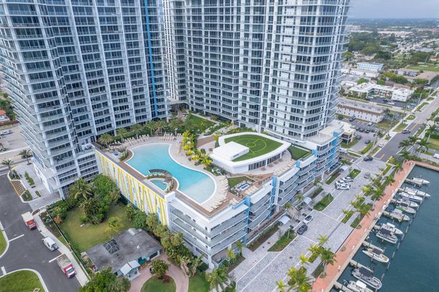 220 Lake Shore Drive 1011, Lake Park, FL 33403