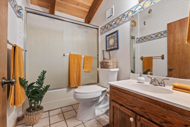 1539 Pebble Beach Way, Arnold, CA 95223