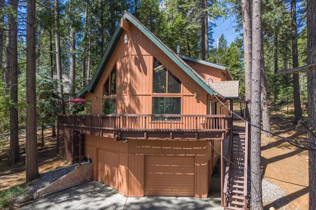 1539 Pebble Beach Way, Arnold, CA 95223