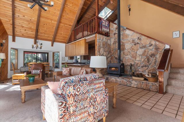 1539 Pebble Beach Way, Arnold, CA 95223