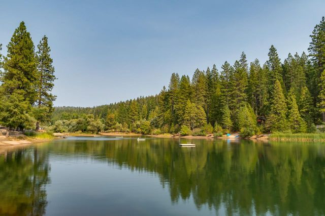 1539 Pebble Beach Way, Arnold, CA 95223