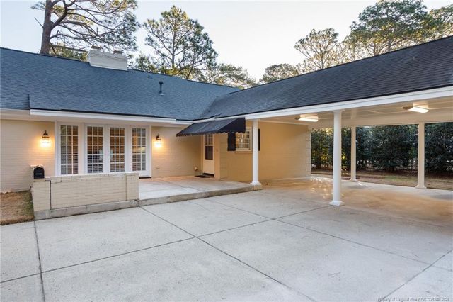 1134 Offshore Drive, Fayetteville, NC 28305