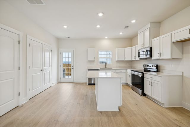 226 Dry Creek Commons, Goodlettsville, TN 37072