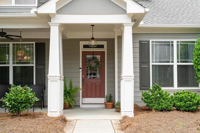3 Creekside Way, Newnan, GA 30265