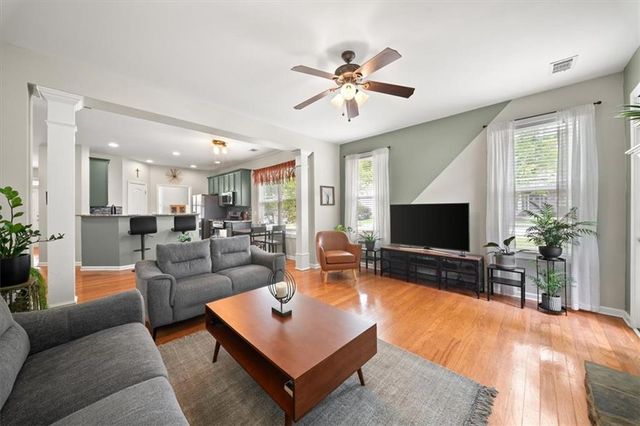 3 Creekside Way, Newnan, GA 30265