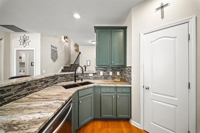 3 Creekside Way, Newnan, GA 30265