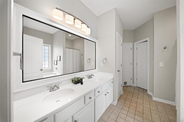 3 Creekside Way, Newnan, GA 30265