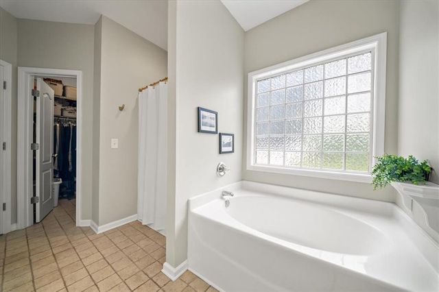 3 Creekside Way, Newnan, GA 30265