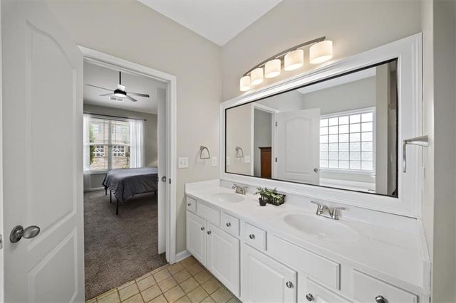 3 Creekside Way, Newnan, GA 30265