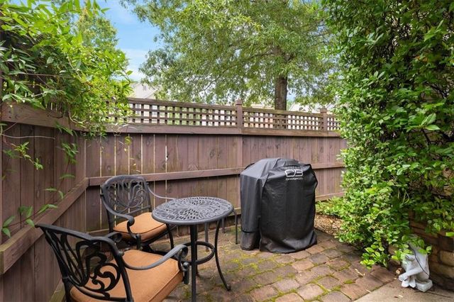 3 Creekside Way, Newnan, GA 30265
