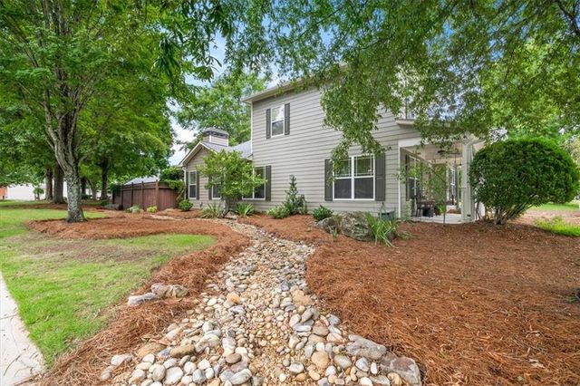 3 Creekside Way, Newnan, GA 30265