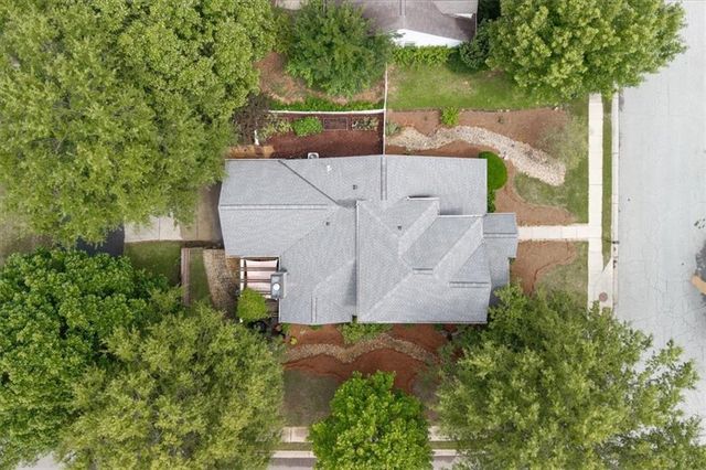 3 Creekside Way, Newnan, GA 30265