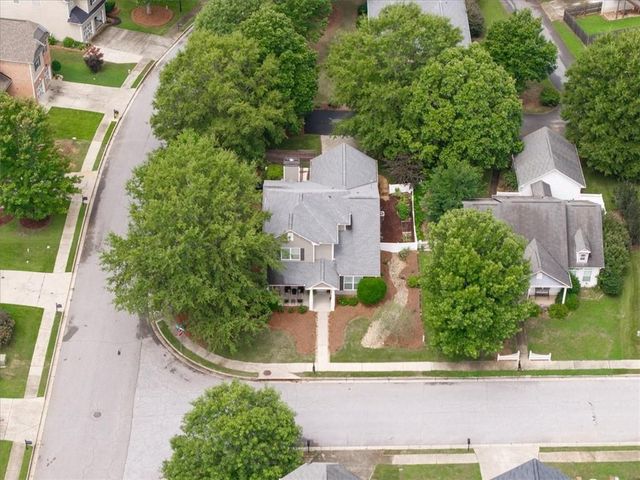 3 Creekside Way, Newnan, GA 30265