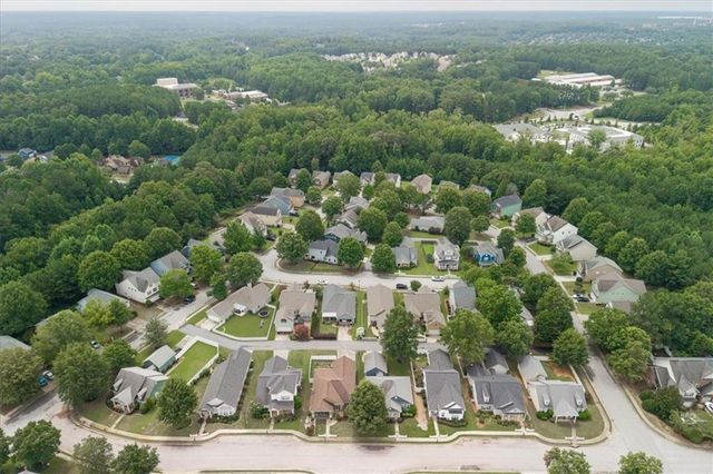 3 Creekside Way, Newnan, GA 30265