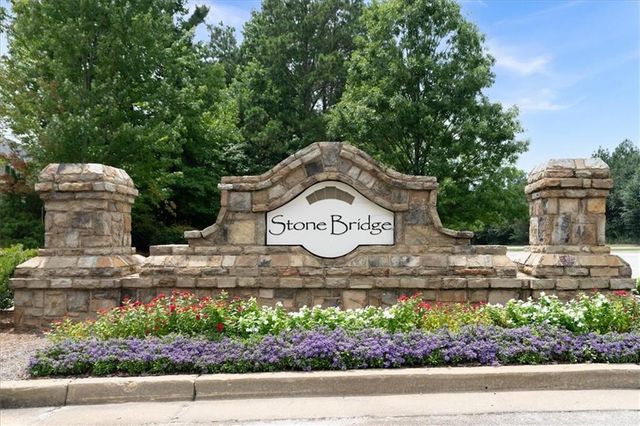 3 Creekside Way, Newnan, GA 30265