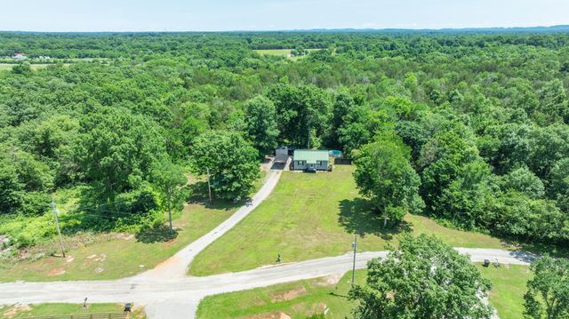1115 Miller Rd, Lewisburg, TN 37091
