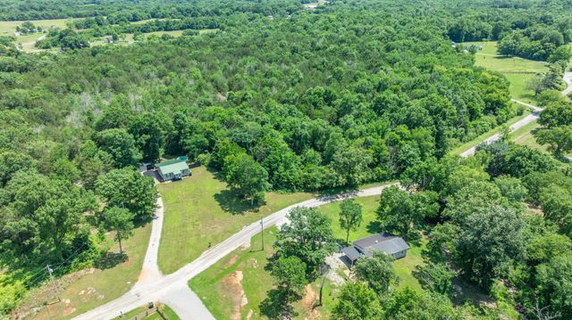 1115 Miller Rd, Lewisburg, TN 37091