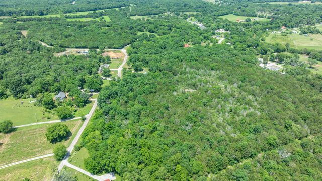 1115 Miller Rd, Lewisburg, TN 37091