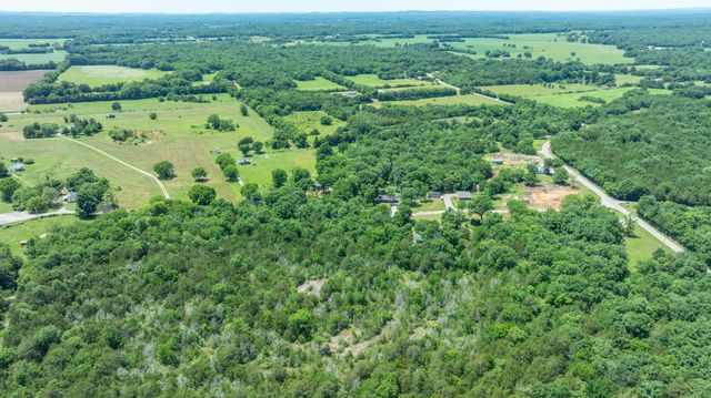 1115 Miller Rd, Lewisburg, TN 37091