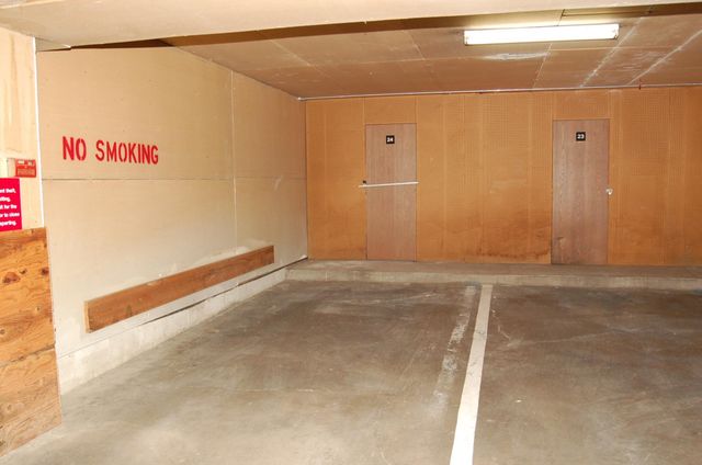 7600 157th Street W 105, Apple Valley, MN 55124