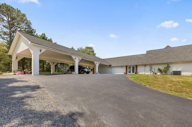 2979 Blythe Ferry Road, Dayton, TN 37321