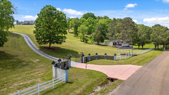 2979 Blythe Ferry Road, Dayton, TN 37321