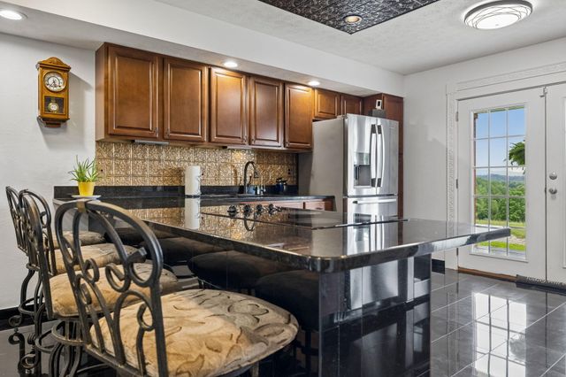 2979 Blythe Ferry Road, Dayton, TN 37321