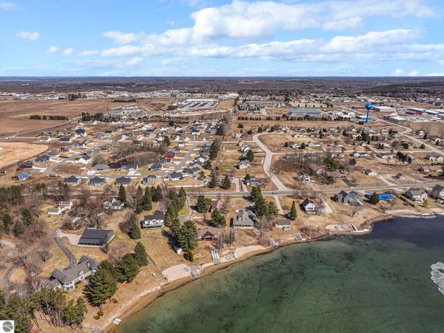 254 S E Silver Lake Road, Traverse City, MI 49685