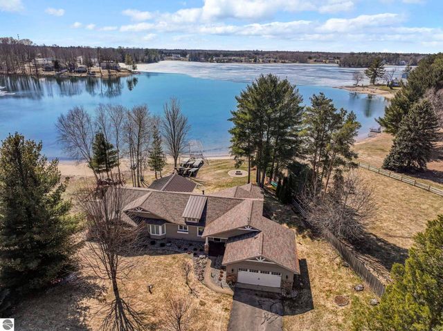 254 S E Silver Lake Road, Traverse City, MI 49685