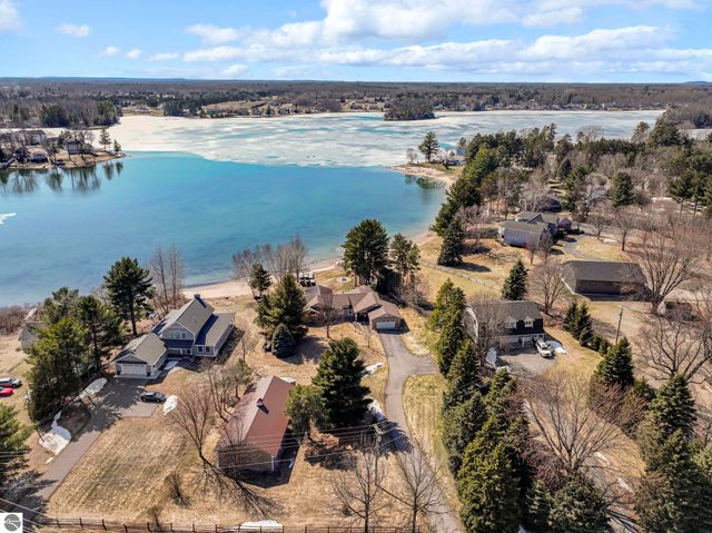 254 S E Silver Lake Road, Traverse City, MI 49685