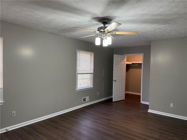 818 BRADFORD Court, Lilburn, GA 30047