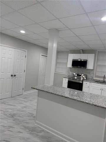 818 BRADFORD Court, Lilburn, GA 30047