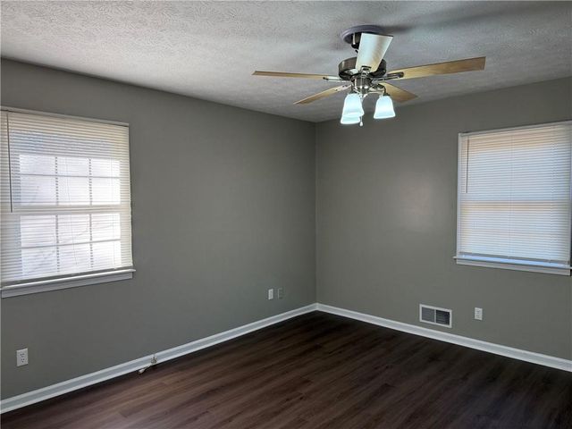818 BRADFORD Court, Lilburn, GA 30047