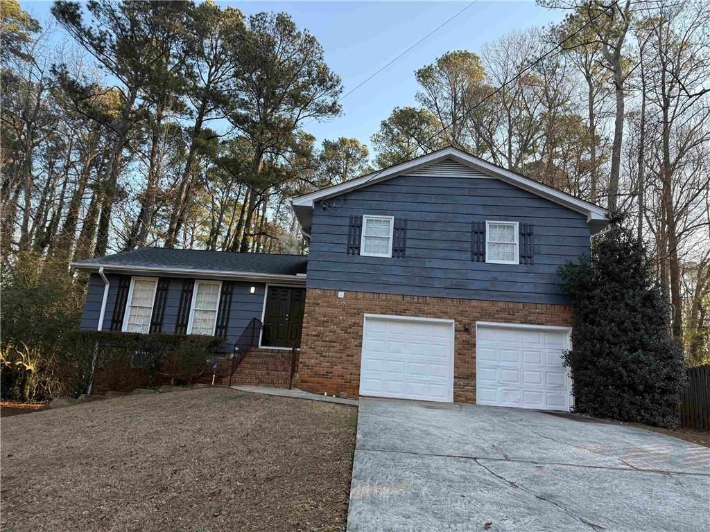 818 BRADFORD Court, Lilburn, GA 30047