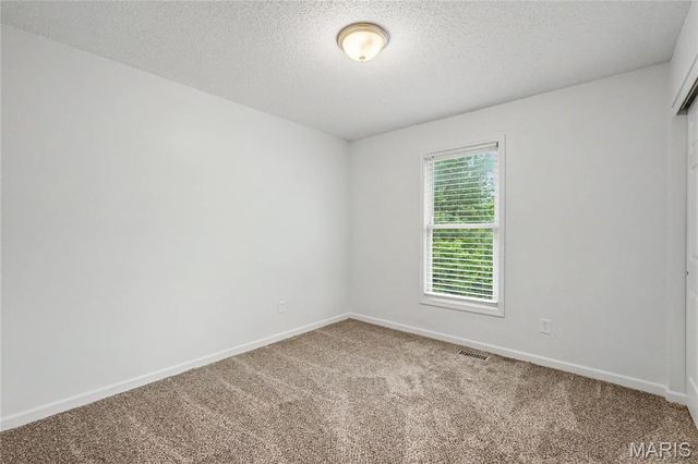 1424 Devonshire County Drive, Wentzville, MO 63385
