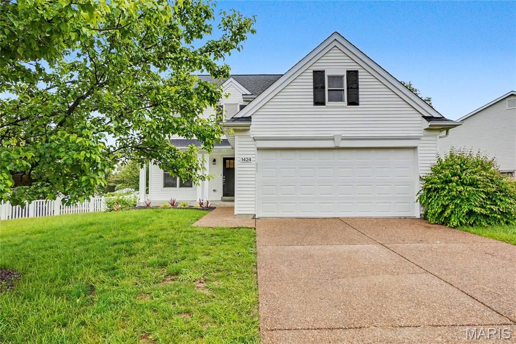 1424 Devonshire County Drive, Wentzville, MO 63385